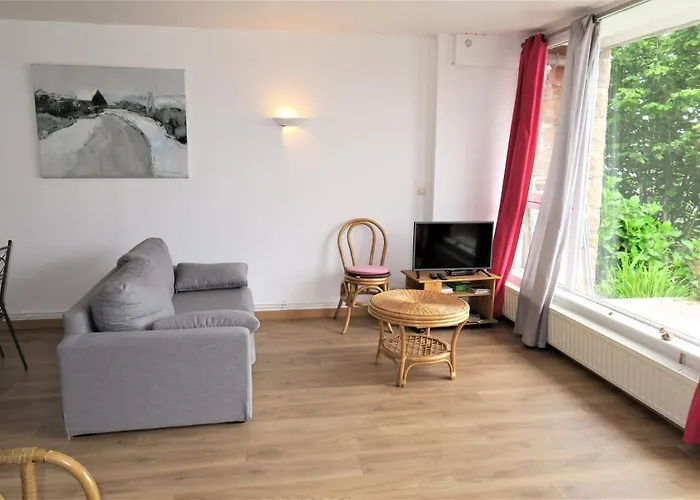 Appartement Vue Mer Surplombant La Plage Trestraou A Perros-Guirec - Ref 912
